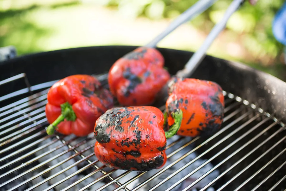 Red peppers on the grill