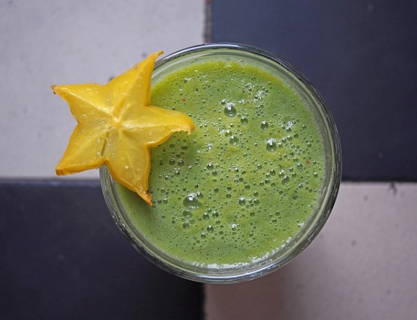 9 Astonishing Health Benefits of Celery Juice