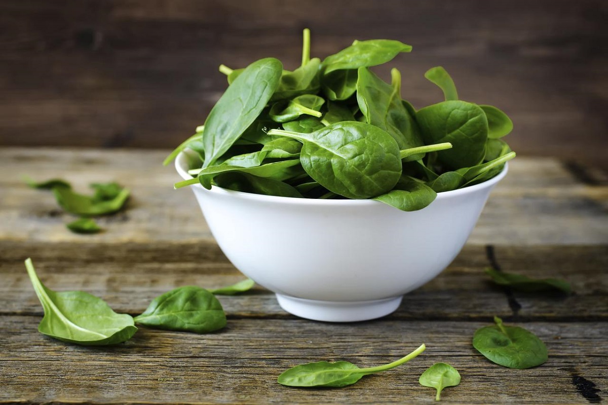 Spinach - 15 Foods That Should Be on Your Grocery List