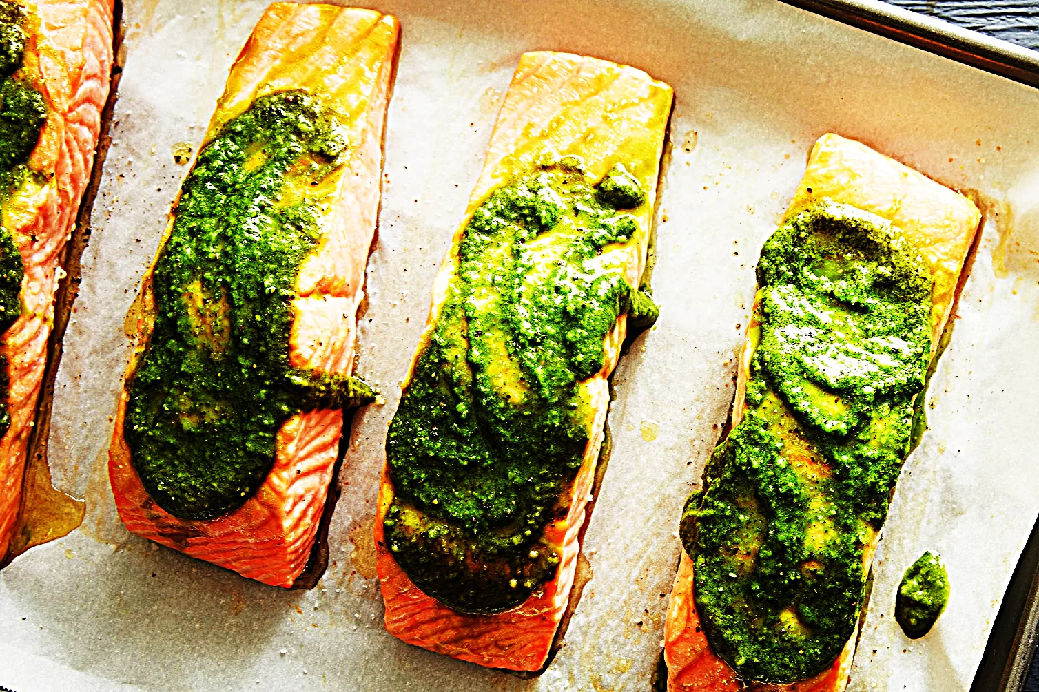 Stupid-Easy Recipe for 5-Ingredient Pesto Baked Salmon (#1 Top-Rated)