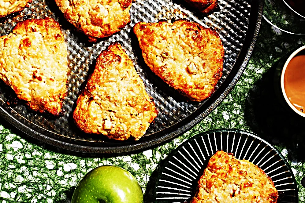 Stupid-Easy Recipe for Apple Cheddar Scones (#1 Top-Rated)
