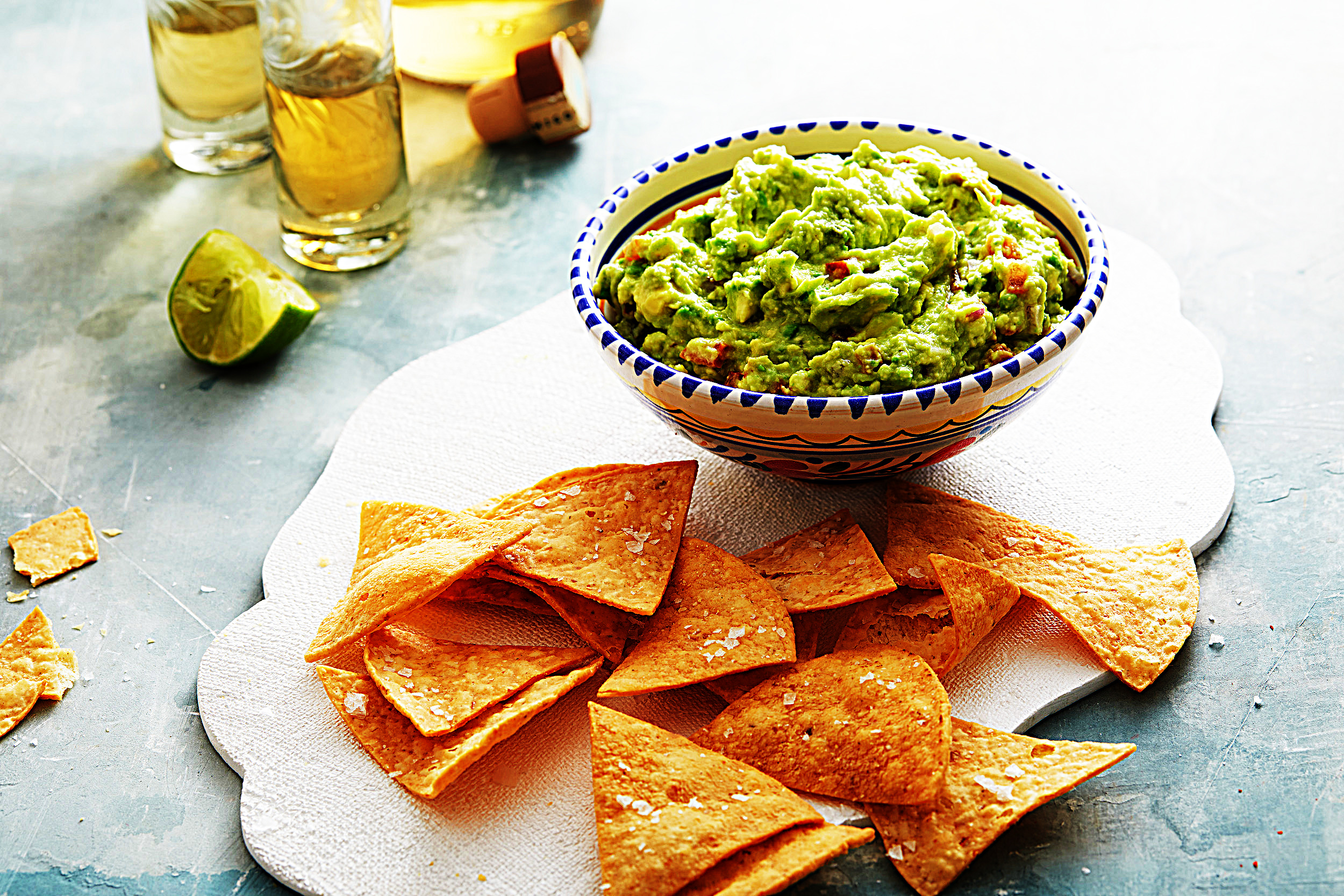 Stupid-Easy Recipe for Easy Homemade Guacamole (#1 Top-Rated)