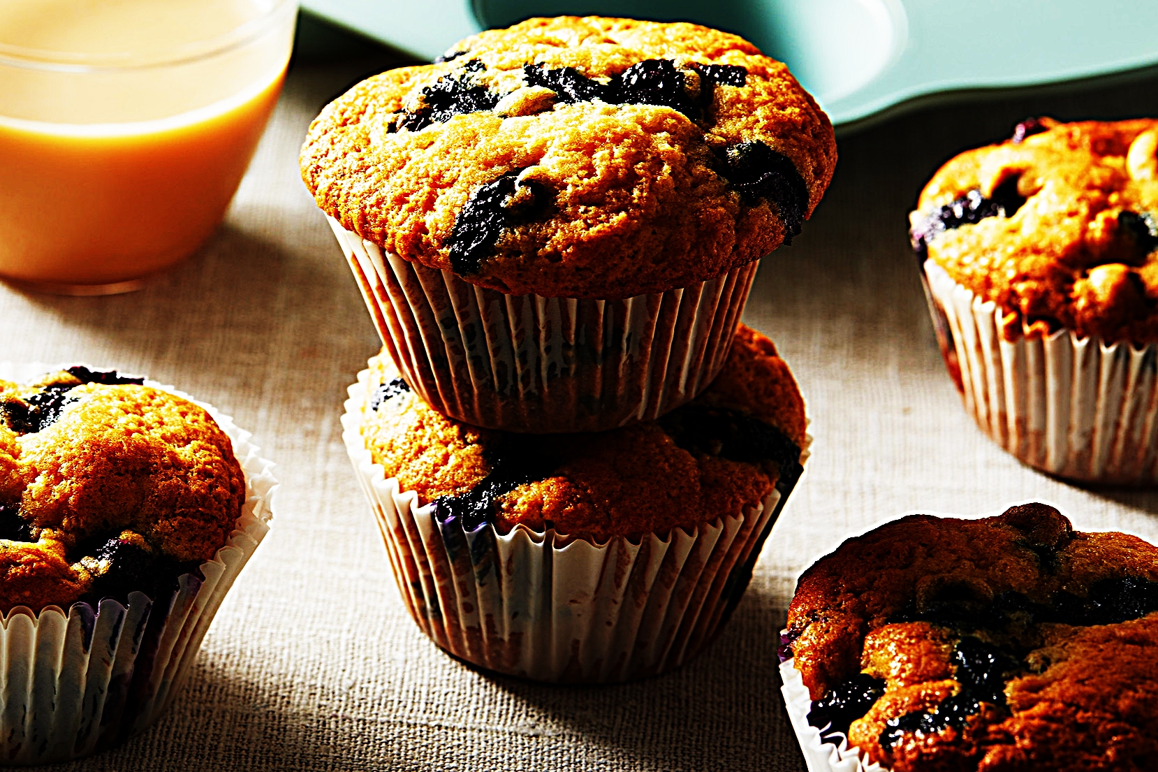 Stupid-Easy Recipe for Moist and Delicious Blueberry Muffins (#1 Top-Rated)