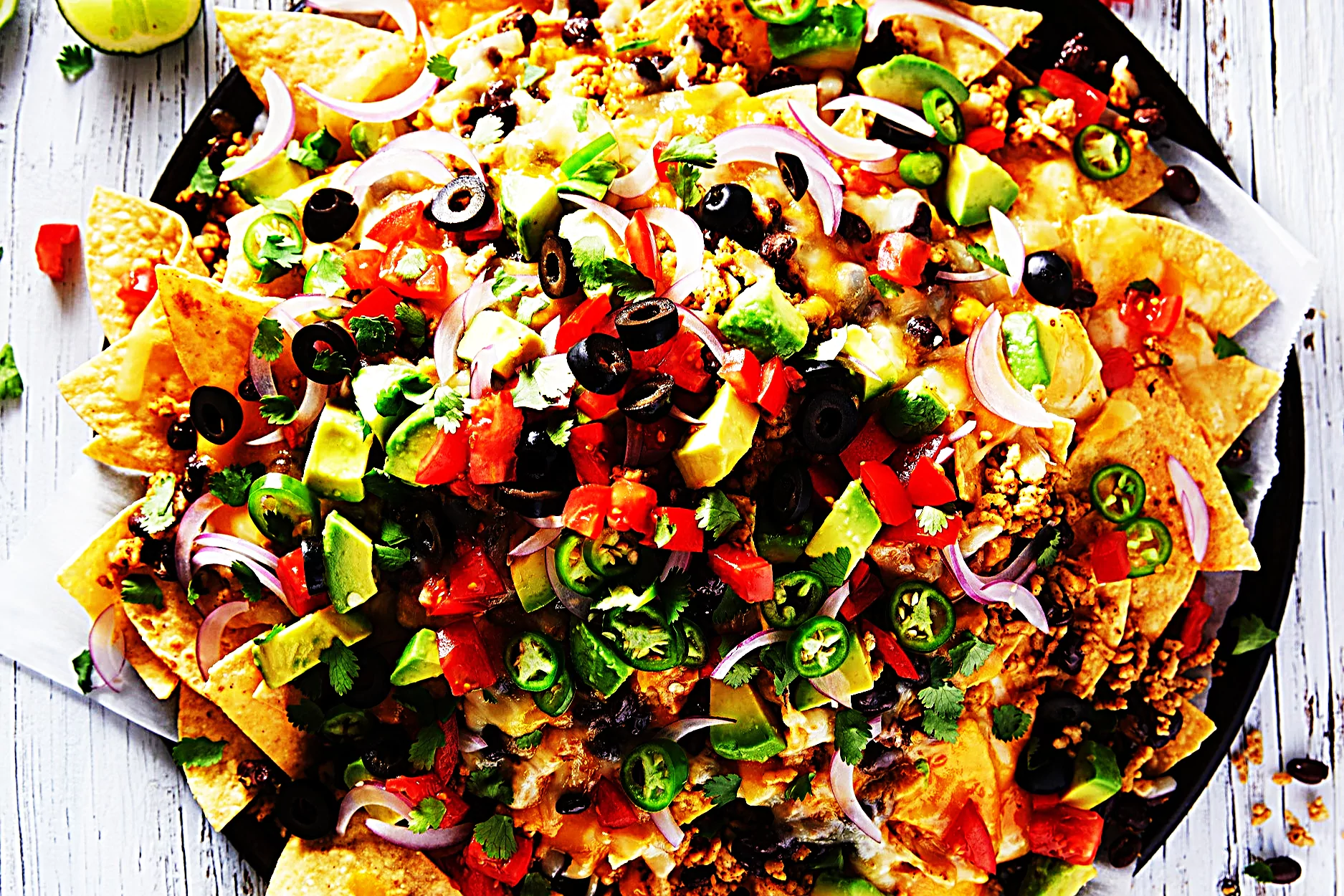 Stupid-Easy Recipe for Restaurant-Style Loaded Chicken Nachos (#1 Top-Rated)