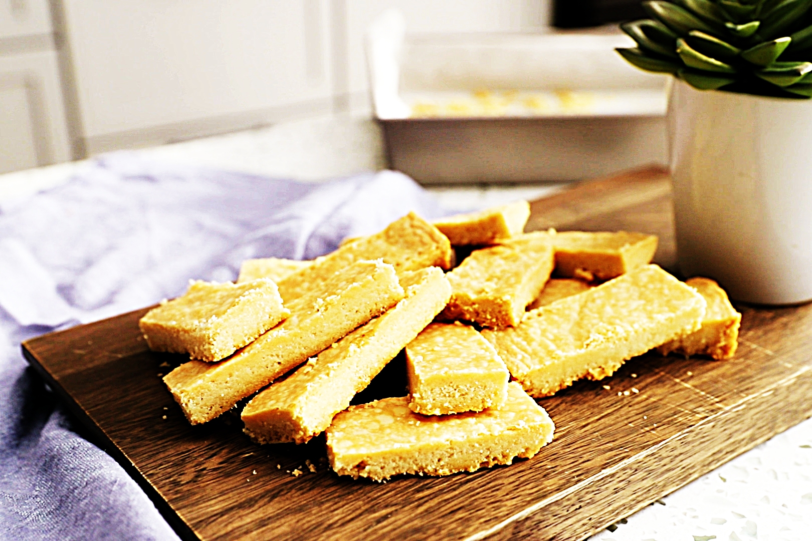 Stupid-Easy Recipe for Best Ever 4-Ingredient Shortbread (#1 Top-Rated)