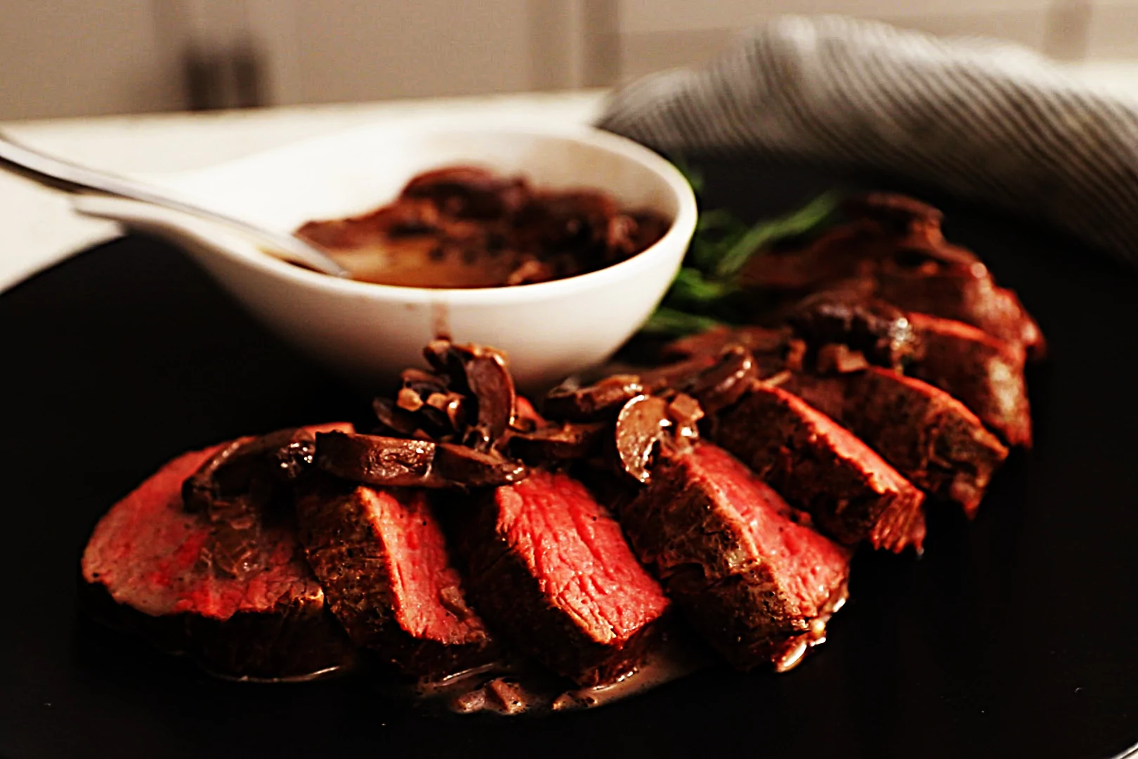 Stupid-Easy Recipe for Chateaubriand Steaks with Mushroom Red Wine Sauce (#1 Top-Rated)