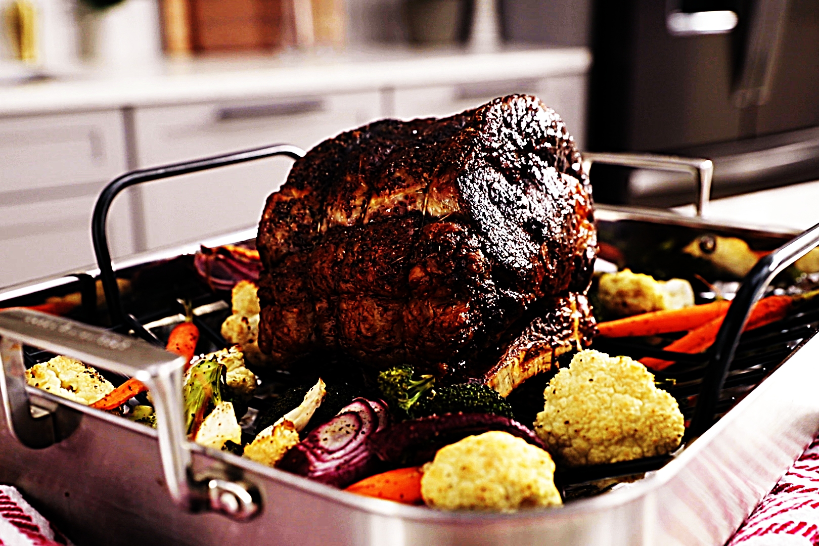 Stupid-Easy Recipe for Prime Rib with Roasted Vegetables (#1 Top-Rated)