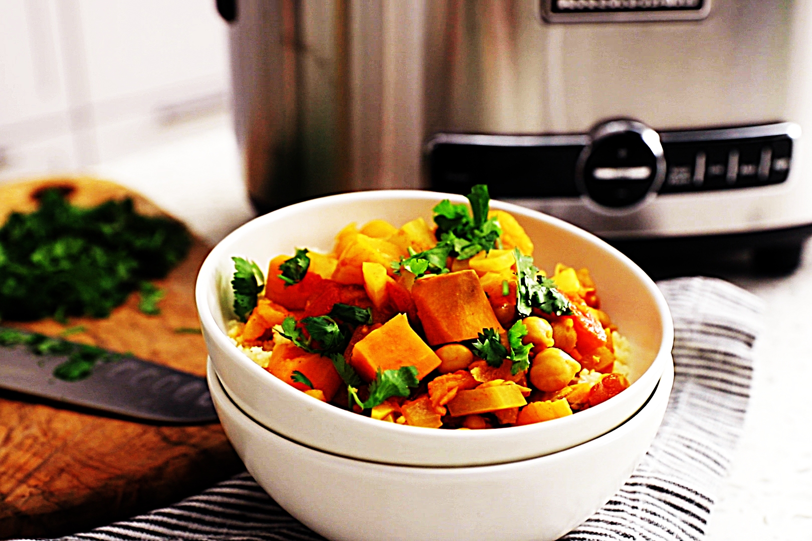 Stupid-Easy Recipe for Slow Cooker Moroccan Chickpea Stew (#1 Top-Rated)