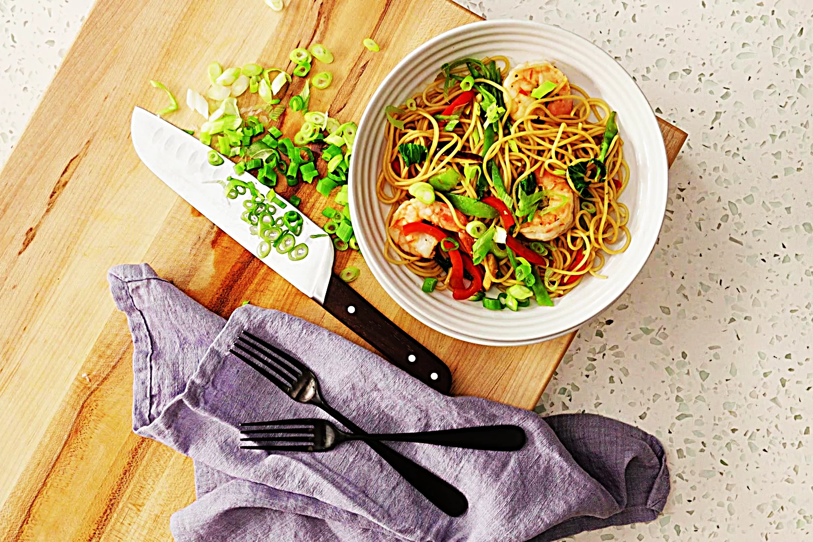 Stupid-Easy Recipe for Spicy Shrimp and Vegetable Lo Mein (#1 Top-Rated)