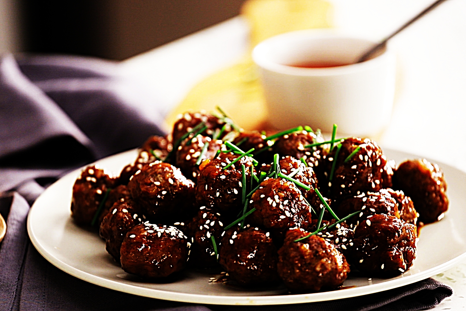 Stupid-Easy Recipe for Sweet and Sour Meatballs (#1 Top-Rated)