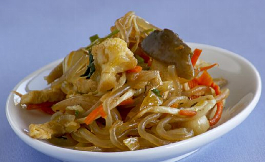 Recipe For Glass Noodles with Vegetable Stir Fry (Jap Chae)