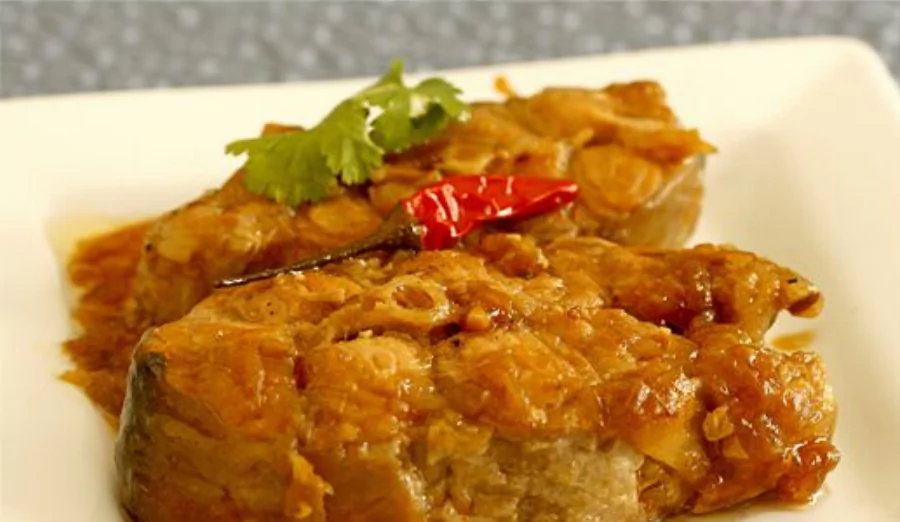 Recipe For Ca Kho (Braised Catfish in Vietnamese Fish Sauce)