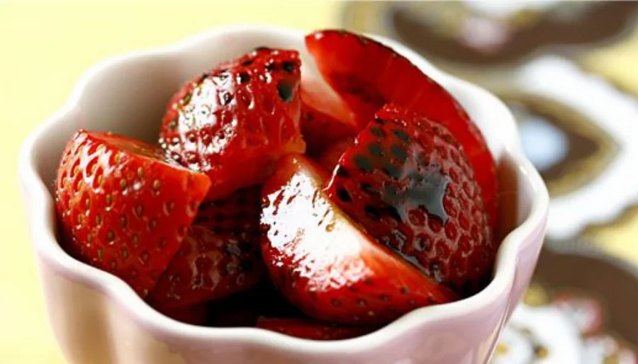 Strawberries with Balsamic Syrup Recipe