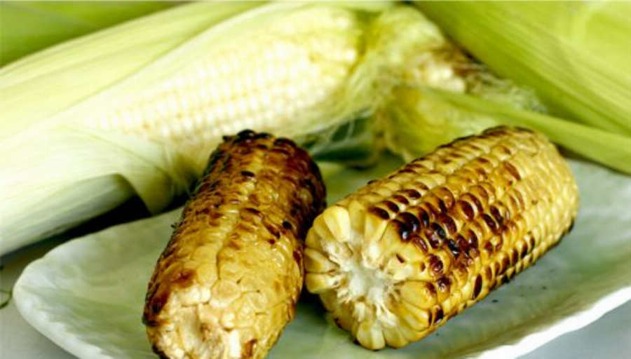 Recipe For Fire-Roasted Corn in Miso Butter (Grilled Corn on the Cob)