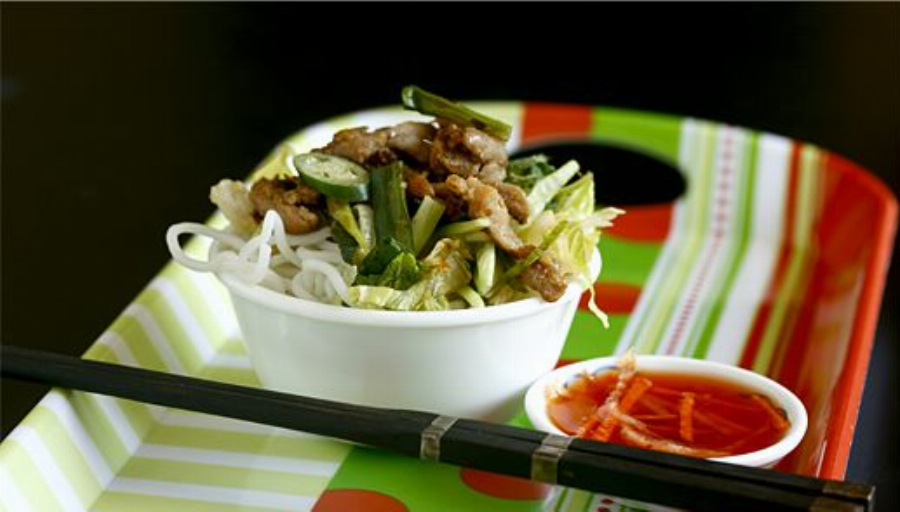 Recipe For Vietnamese Grilled Chicken with Vermicelli Noodles (Bun Ga Nuong)