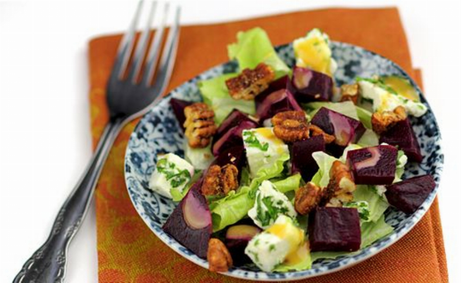 Recipe For Roasted Beet Salad with Feta and Candied Pecans