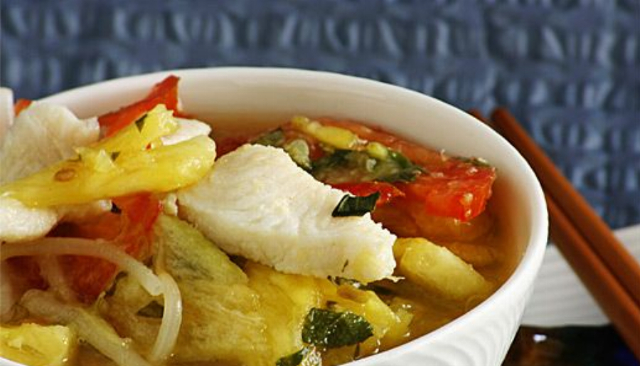 Recipe For Canh Chua Ca (Vietnamese Sweet and Sour Fish and Pineapple Soup)