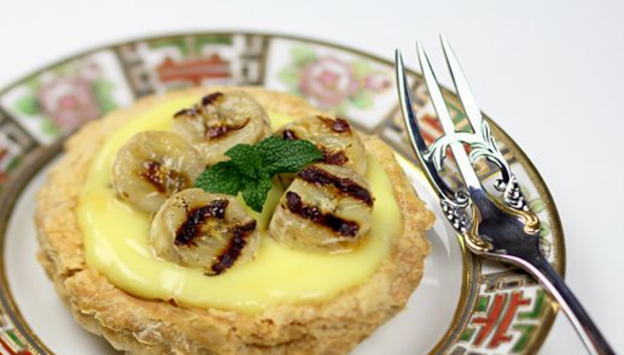 Recipe For A Dessert Fit for a King: Banana Flan (Prince William’s Favorite Dessert)