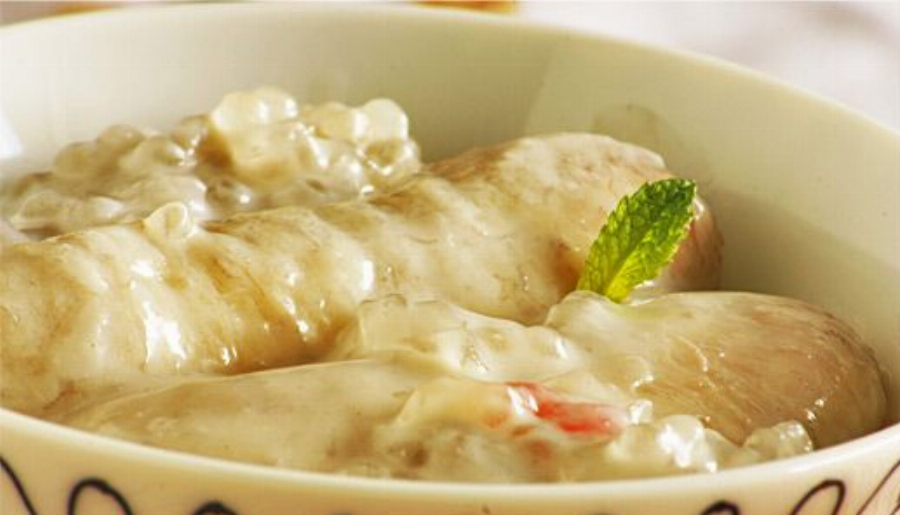 Recipe For Coconut and Sweet Tapioca Pudding with Bananas (Che Chuoi in Vietnamese)