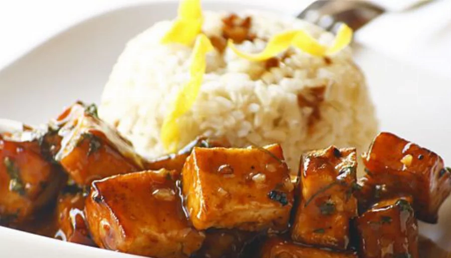 Recipe For Orange-Flavored Fried Tofu with Water Chestnuts