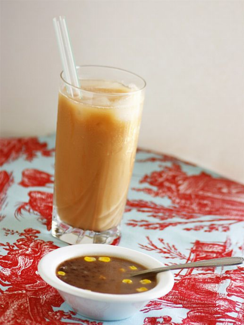 Recipe For Sweet Coconut Red Bean Soup with Corn