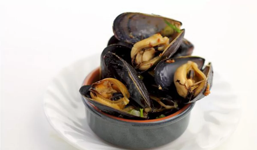 Recipe For Spicy Mussels with Chorizo
