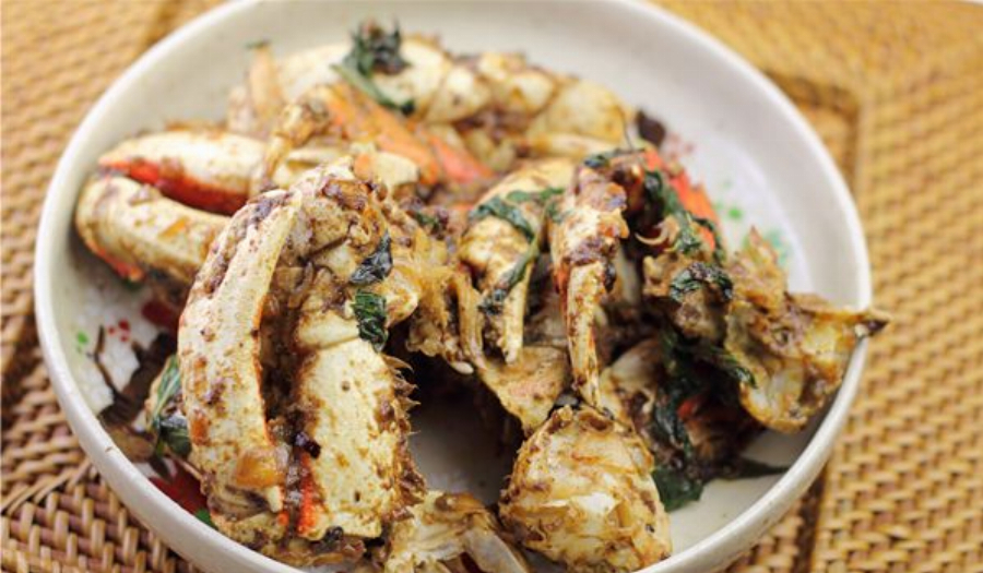 Recipe For Sauteed Crab with Ginger and Basil
