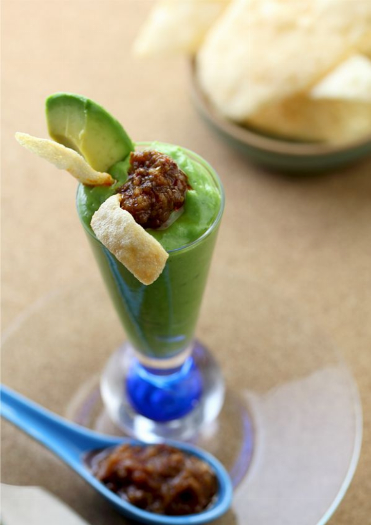 Recipe For Spinach Avocado Soup with Shrimp Chips