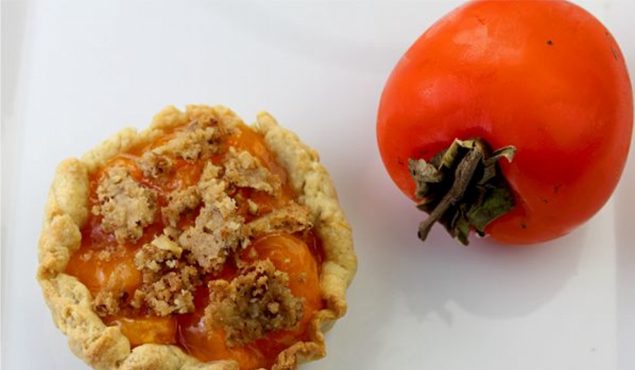 Recipe For Persimmon Pie with Crumb Topping
