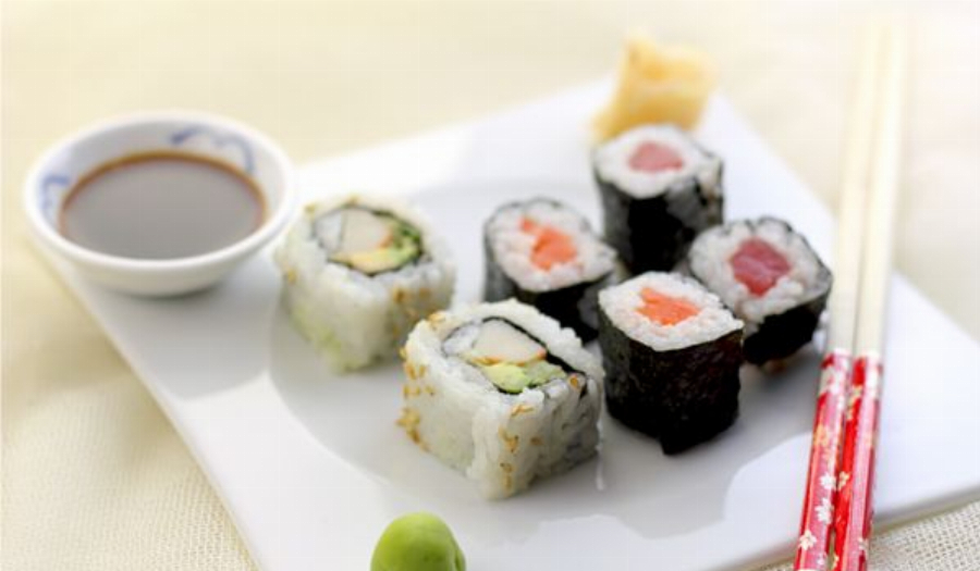 Recipe For California Sushi Rolls and Tuna and Salmon Sushi