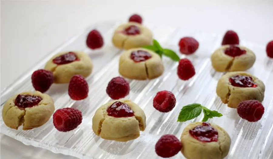 Raspberry Thumbprint Cookie Recipe