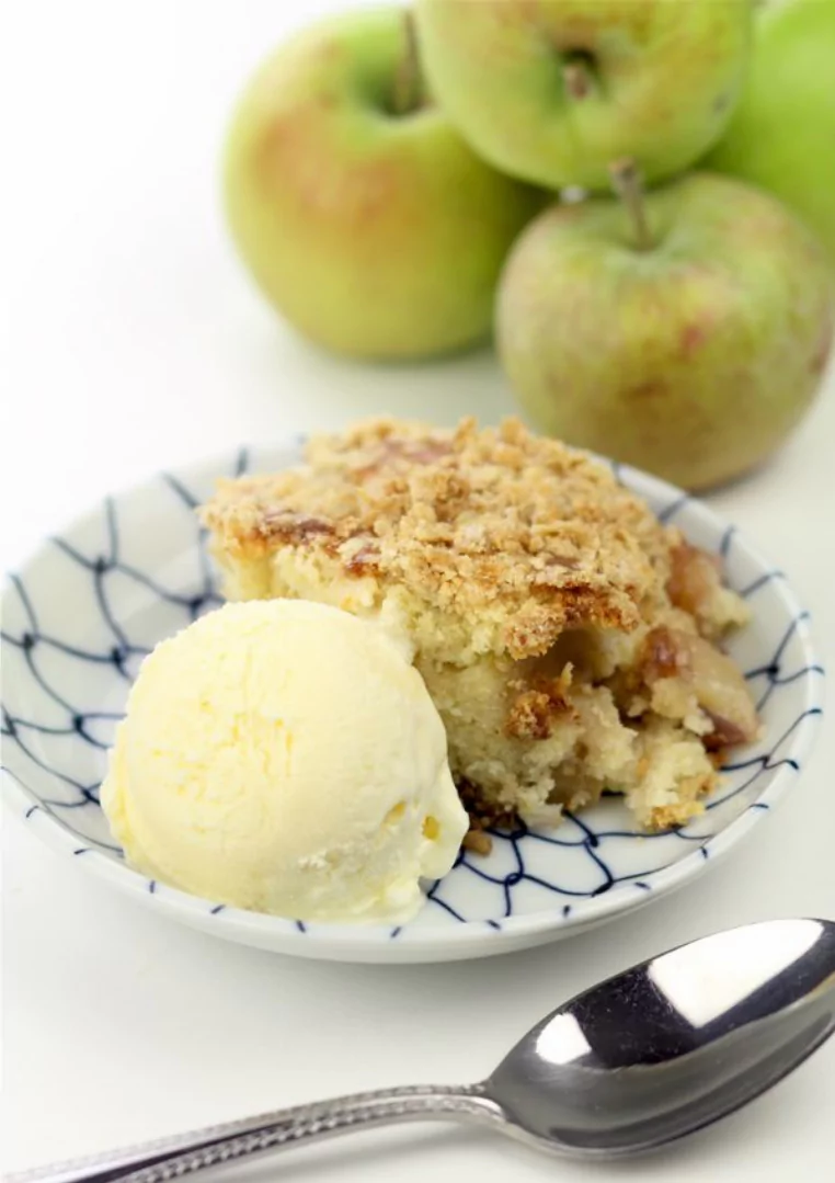 Recipe For Apple Cake with Crumb Topping