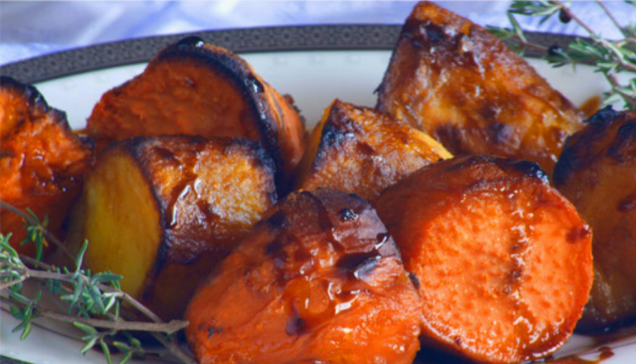 Recipe For Molasses Roasted Yams and Sweet Potatoes Medley
