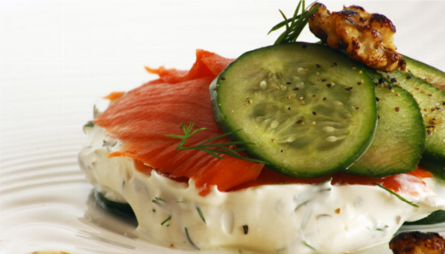 Recipe For Smoked Salmon on Wonton Puff with Dill Cream Cheese