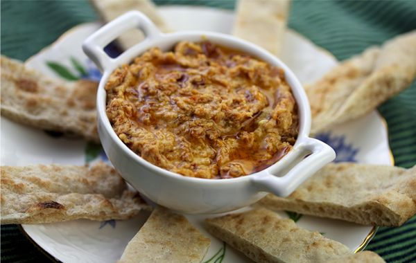 Recipe For Red Hummus with Sun-Dried Tomatoes
