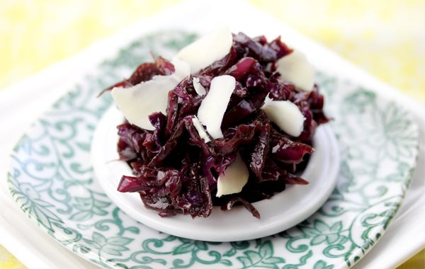 Balsamic-Braised Red Cabbage Recipe