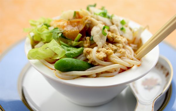 Bun Canh Do Bien Recipe (Vietnamese Crab Noodle Soup)