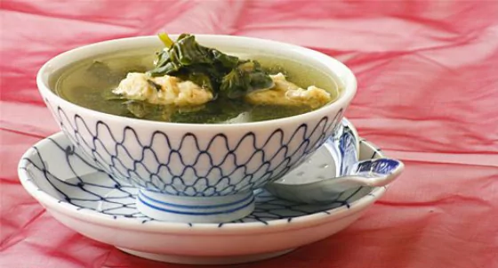 Recipe For Vietnamese Spinach and Shrimp Soup (Canh Mong Toi)