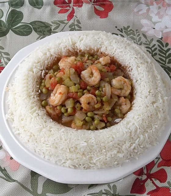 Recipe For Shrimp Creole in a Rice Ring