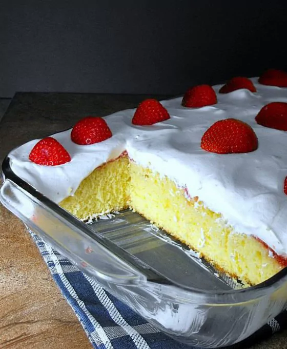 Recipe For Fresh Strawberry Poke Cake