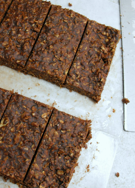Recipe For Grain-Free Chocolate Granola Bars