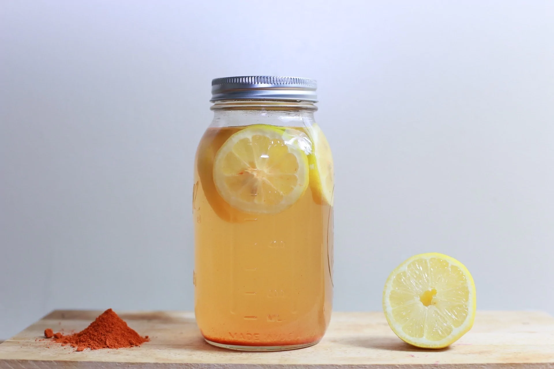 detox-with-honey-and-lemon