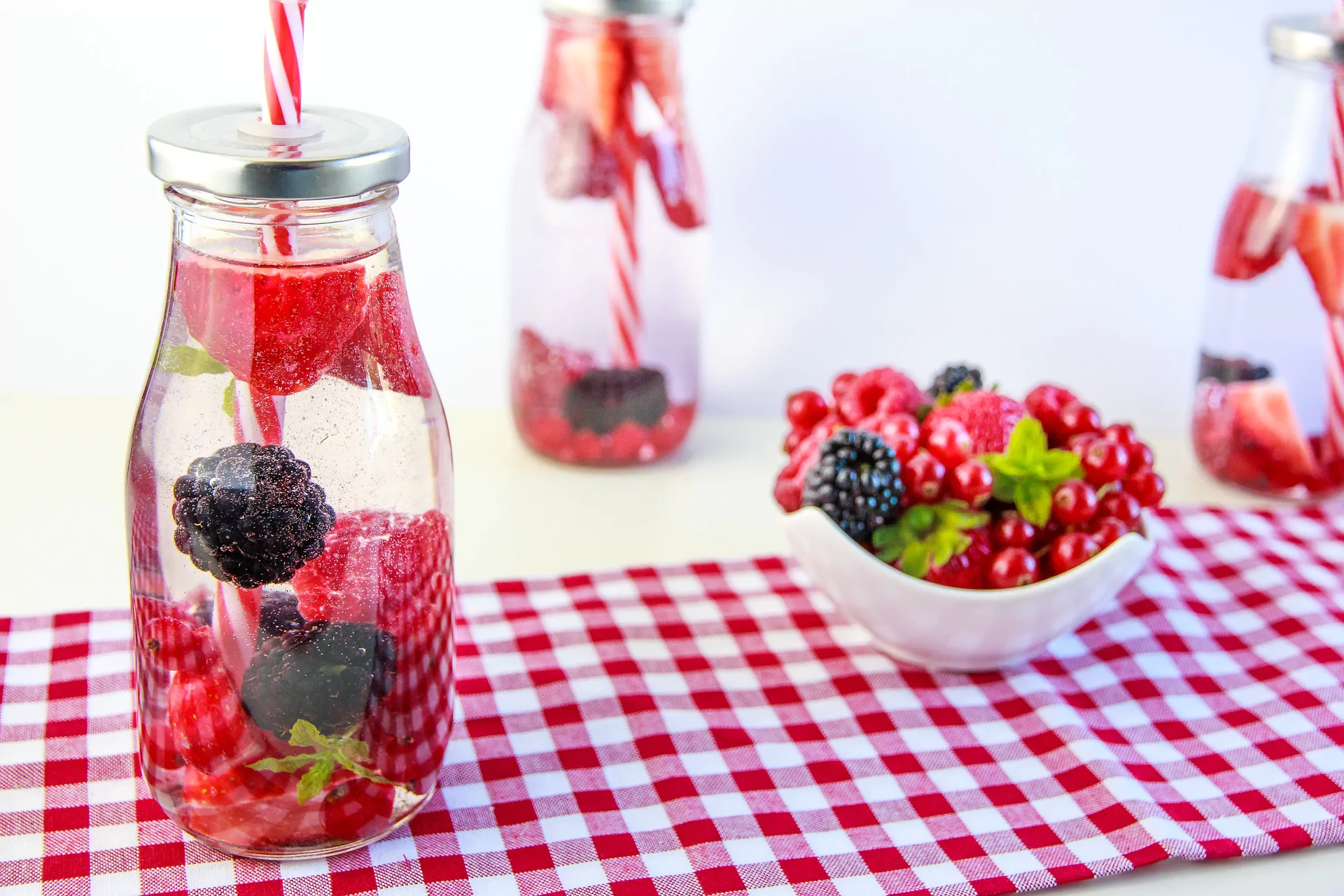 mixed-berry-water